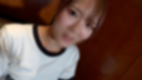 【無】託児所にこどもを預けてからお仕事を探すシン**を助けてきました。最初はゴムをつけたけど、結局生で中出ししちゃいました。