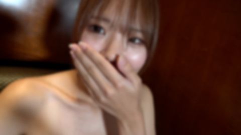 【無】託児所にこどもを預けてからお仕事を探すシン**を助けてきました。最初はゴムをつけたけど、結局生で中出ししちゃいました。
