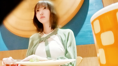 優しすぎる小柄な保育士。ショートカットの似合う美女に大量中出し。 ※原版特典付き