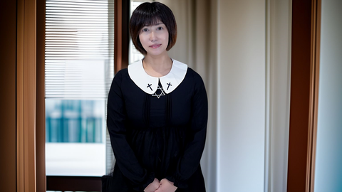 高画質特典　本編顔出し【無修正39】ババコス！（BBA）奥さんにコスプレさせてみた
