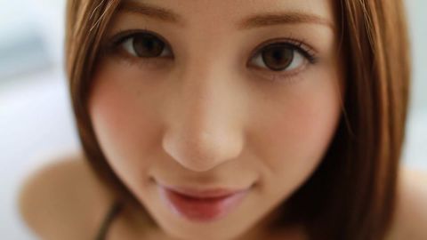事務所で内緒で出演しちゃったユリアちゃんの限界グラビア！