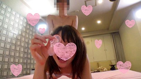 【♀個人撮影】18才に無断ゴム外し生姦SEX♡「なんでこんなに気持ちイイのぉ？」敏感マンコで異変を感じながらも気持ちよすぎて頭真っ白！バックから鬼ピストンの連続アクメで追い詰め