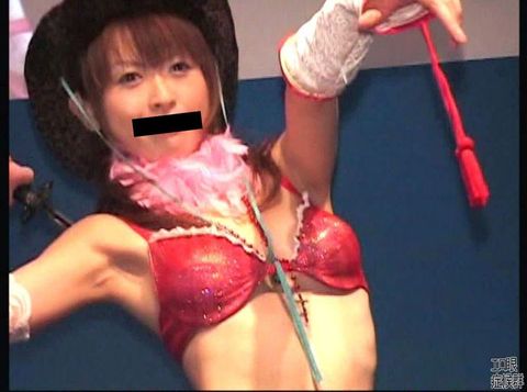 キャンギャルお宝発見！01「グラビアアイドル陰毛ハミ出し**」