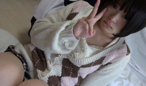 自宅に来た*2 半ベソで赤くなった鼻と涙目が最高にソソるから、追い打ちだYO(*´Д`)
