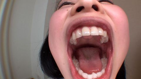 じゃんけんぽん！口臭嗅がせあいレズ