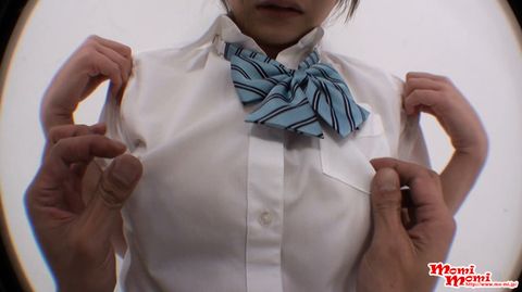 【もみもみどーが】正面から乳もみ　上戸みなみ（２０）