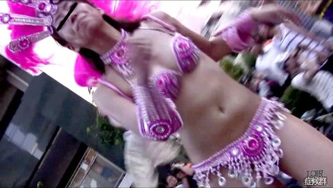 高画質　サンバ・ＯＮ・THE・STREET02【踊り*さんのエロアピール多数】