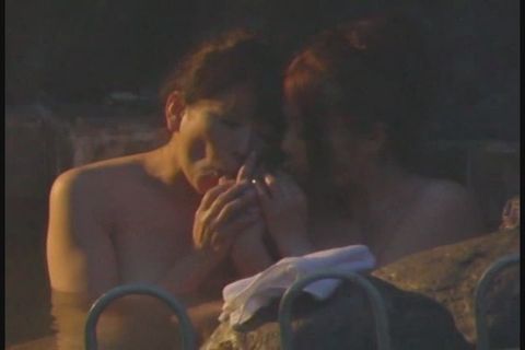 人妻熟女達 混浴貸切り風呂****