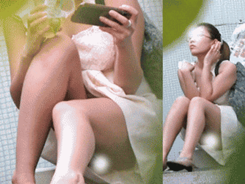 美脚お*さんの忙しない休憩　隠してるつもりが自らスカートめくり！