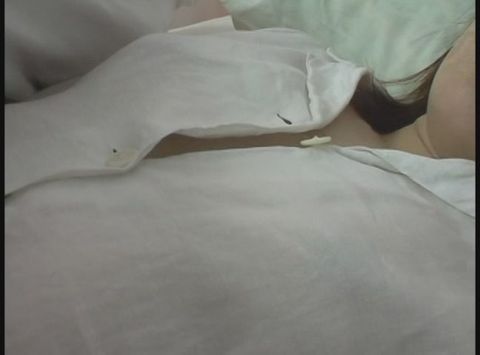 可愛い入院患者ちゃんの可愛いびーちくをちらちら**込んでみたい　07