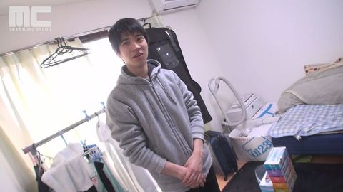 22才大**が自宅でアナルセックス！