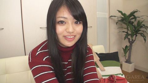 G-AREA背が高く美脚で大きな目の「ひかり」ちゃんは厚い唇がセクシーな明るい笑顔の居*屋店員