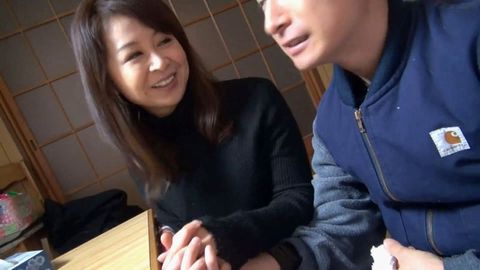 勇気あるナンパ9　年の差***以上の可愛い熟々おばさんをゲット！！