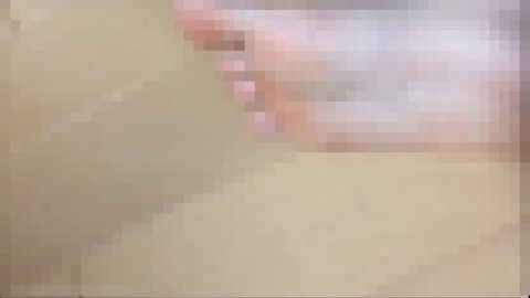【自撮りカメラde投稿動画】　**女性の足の裏　＠素人オリジナル個人撮影