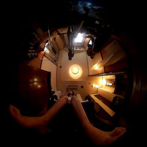 【こんな動画見たことない】360度カメラで見上げるパンチラ＠素人オリジナル個人撮影会