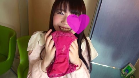 ★顔出し 個撮★はるちゃんが今はいてる生パンティー★クロッチ汚れ観察★買取り★高画質フルHD