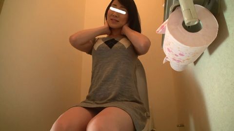 【オナニー自画撮り 個撮独占入手!!】マジで美人で可愛らしい奥さんが 即濡れ美マンコ弄り バイブズボ挿れ痙攣イキし 大量**噴き上げ★顔出し★FULL HD