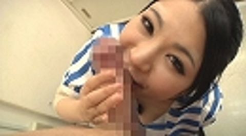 本当にあったどすけべコンビニ店！魅惑のハミ出る肉尻爆乳痴女！