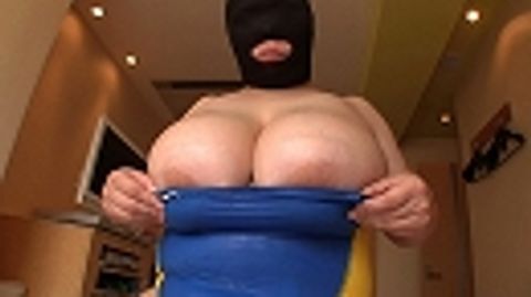 超乳かおりさんの変態すぎる腰使い！