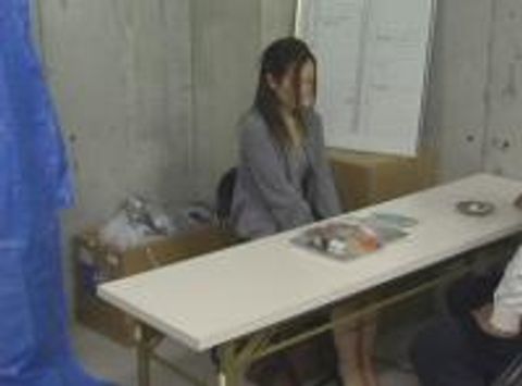 ホン物****　万引きした人妻を精魂尽き果てるまでイカセまくってやりました！！　人妻２名　