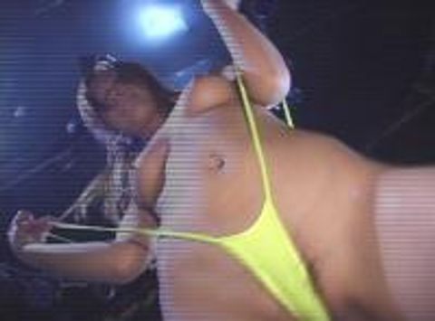 第？回・乳だ！尻だ！クイコミだ！素人*が脱ぎまくり？やらしい～クネクネダンス大会！！