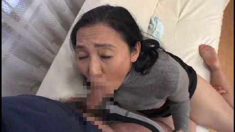 となりの豊満奥さん　松岡瑠実 50歳