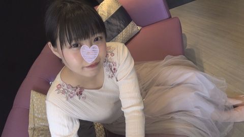 【個人撮影】もも24歳　愛嬌たっぷり**系パイパン幼妻に大量中出し