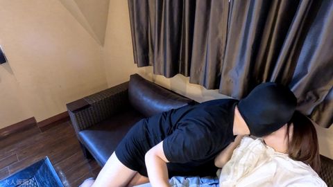 ななみ(19)4回目撮影でついに顔出しした動画の別画角となります。おもちゃ入れっぱなしのシーンは2画角収録しています。