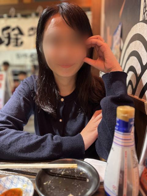 【個数限定＆完全顔出し版】TEAMおじ達と3P 〜パ⚫︎の前で剃毛3P 「**ごめんなさい...」絶頂爆イキ〜