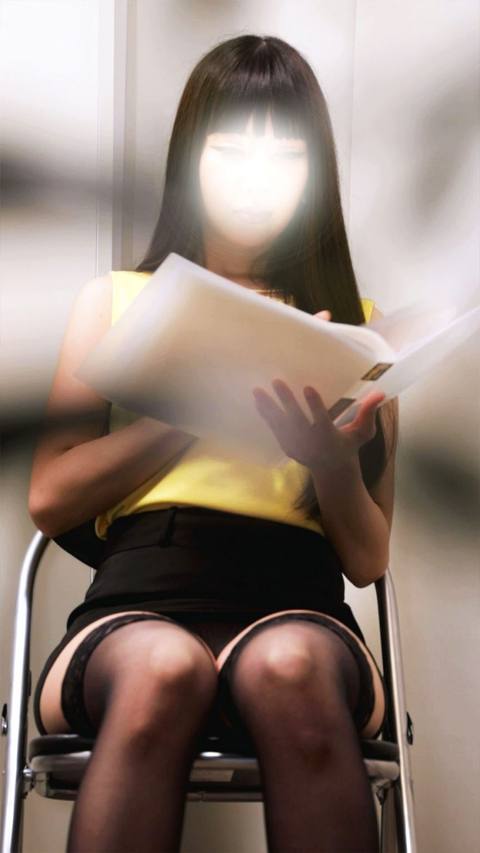 スレンダー痴女の誘惑・・・エッッなパンティはまさかのおとり？