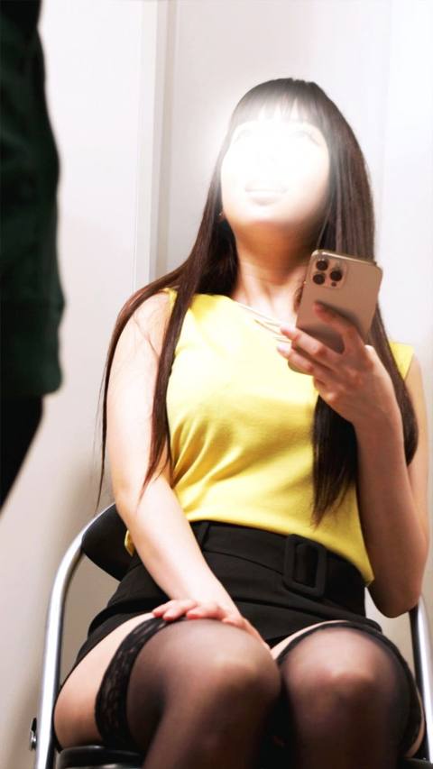 スレンダー痴女の誘惑・・・エッッなパンティはまさかのおとり？