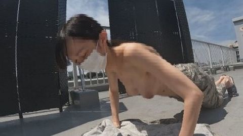 女性自●官体罰の実態【実録】シゴキ02（陥没乳首、腕立て伏せコリコリ勃起！粘着乳首責め軟乳）