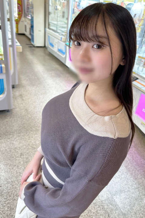 ※Gカップ20歳 デート中我慢できず即ハメ「壊れる、、、」変態に男に種付け妊娠