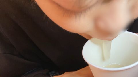 【個撮】3連続射精の大量精*をじょうろでごっくん！フェラチオの鬼が魅せる即尺即アナル舐め飲精【完全顔出し】高円寺メンヘラ系24歳古着ショップ店員29
