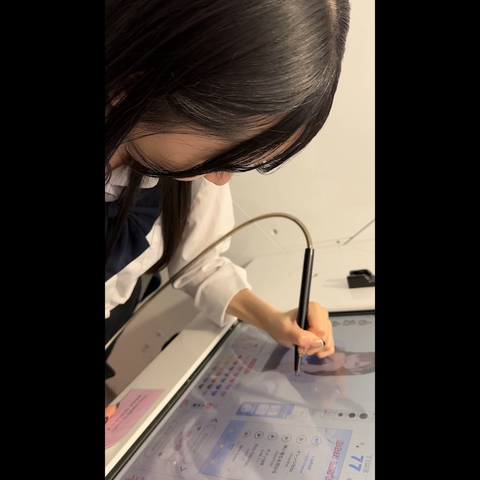 衝撃の初出演　これからタレント活動が始まる１８歳　事務所も知らない非公式ハメ撮り