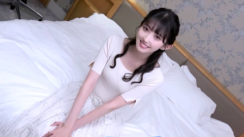 2025年新人アナウンサー内定22歳。活動開始前、最初で最後の衝撃出演。‐早期購入推奨‐