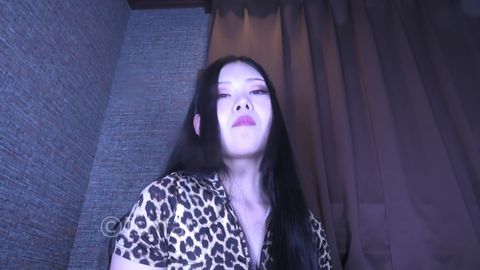 唾液塗れ‐顔面吐き掛けPOV-   Slathered in saliva - spitting on face POV - (MA-004)