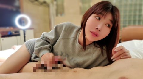 エロ可愛いタレ目美人さん、プライベートＳＥＸ♡ハメ撮り。「おちんちん舐めたい」
