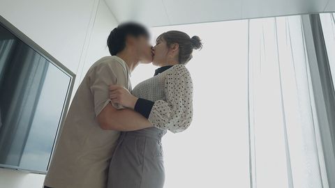 22歳・ハーフ美女！真っ白な天然巨乳の激シコボディ⇒フル勃ペニスでピンクまんこを鬼ピストン⇒痙攣しながら絶叫中イキ『エリー』