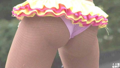 サンバカーニバルです49「なんてこと！ファ●リー連れもショック！乳首ビンビン物語」