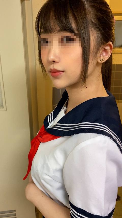 【**アイドル】**トイレフェラ● 握手の裏で太ヲタとのフェラ**　**◢アイドル（**スマホデータ）