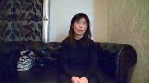 【個撮】不倫とかしなそうな、50代地味奥様 ｜ 正常位でハメ撮り不倫SEX。