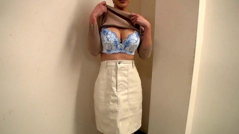 個撮)【おねだり顔射】ショートカット巨乳美女は顔射を欲しがる変態女【濃厚ザーメン保障】