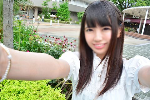 【初】恥ずかしがり屋　奥手美**JD リアリティショーの裏でハメ撮りされた映像ガチガチに緊張しながら2連発中出し