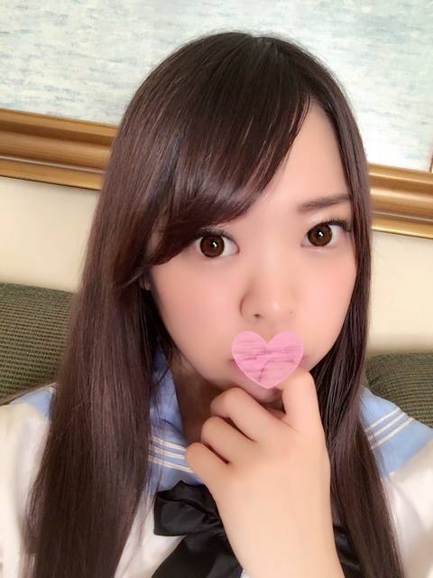 【無修正・ＺＩＰ付き】制服が似合い過ぎちゃうリス顔が愛くるしいみかこちゃん(21)（126枚）