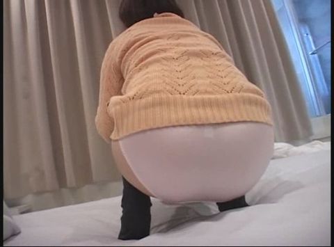 きゃわわな素人お*さんにお願いして【尻コキ】そのままオナニーでパン染みcheckで顔真っ赤　07
