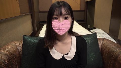 可愛すぎるメイドさんと二人でホテルへ。経験の少ない美**の狭い性器に大量の精*を放出。