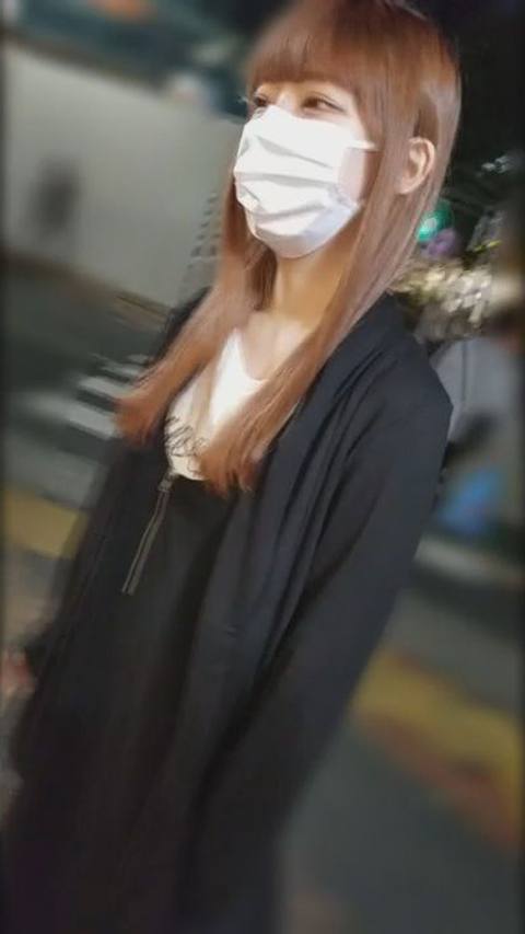 【無修正】敏感で純朴な田舎*に都会を案内・口内射精連続中出し