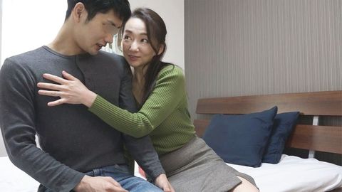 東京素人巨乳原石採掘倶楽部 vol.4 佳代(G)