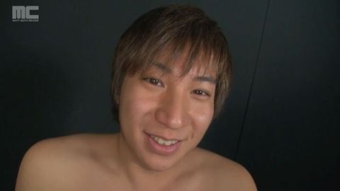 童貞モデル勝の男初体験映像！初めての経験に戸惑っているところが萌える！